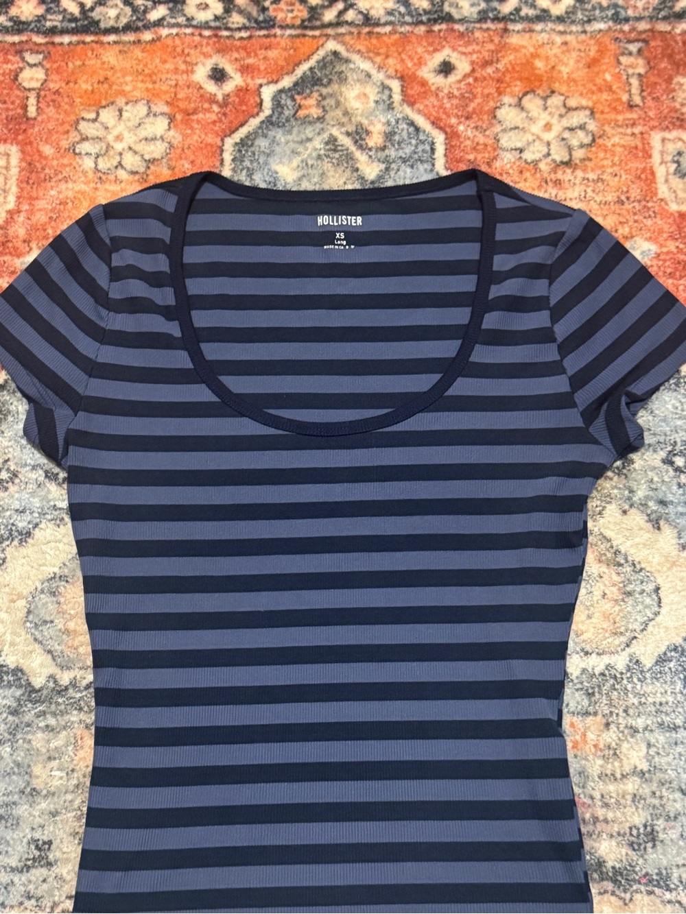 Hollister Women’s Scoop Neck Tee
